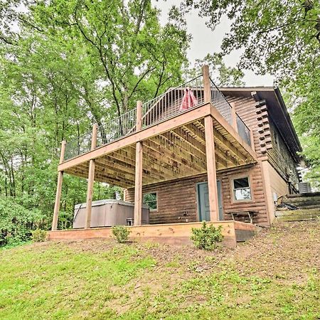 Cozy Amish Country Cabin On Shipshewana Lake! المظهر الخارجي الصورة