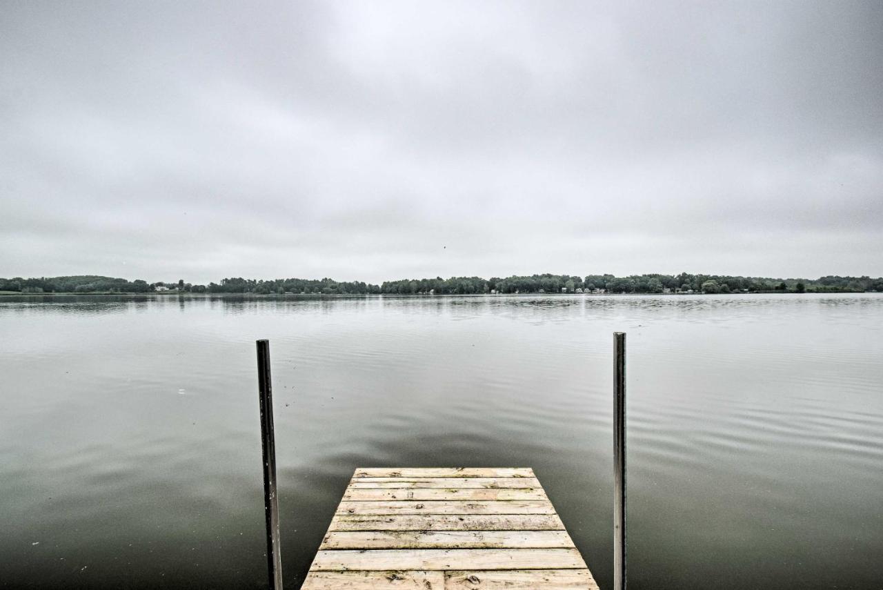 Cozy Amish Country Cabin On Shipshewana Lake! المظهر الخارجي الصورة