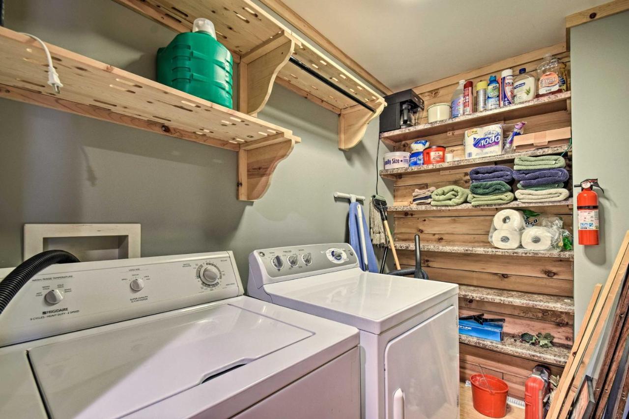 Cozy Amish Country Cabin On Shipshewana Lake! المظهر الخارجي الصورة