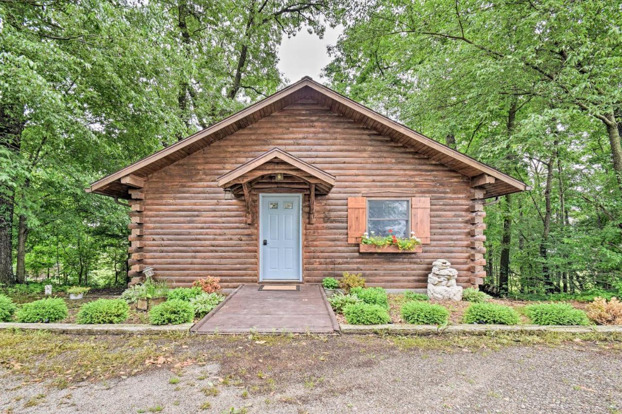 Cozy Amish Country Cabin On Shipshewana Lake! المظهر الخارجي الصورة